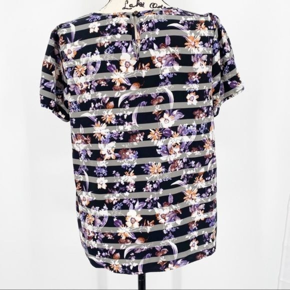 Skies Are Blue Floral Short Sleeve Pullover Blouse Purple Black Gray Striped - Picture 2 of 7